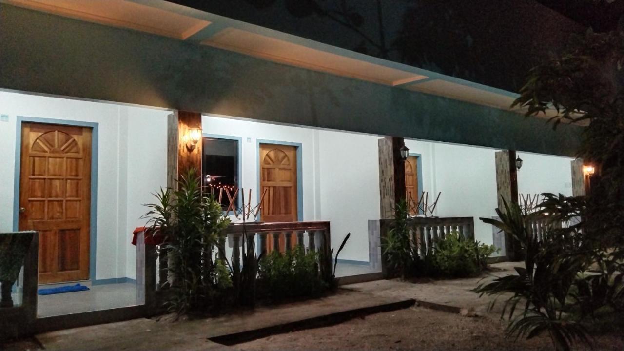 Elen Inn - Malapascua Island Fan Room #1 المظهر الخارجي الصورة